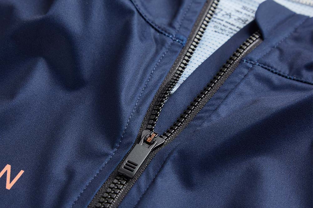 Front Two-way Zip