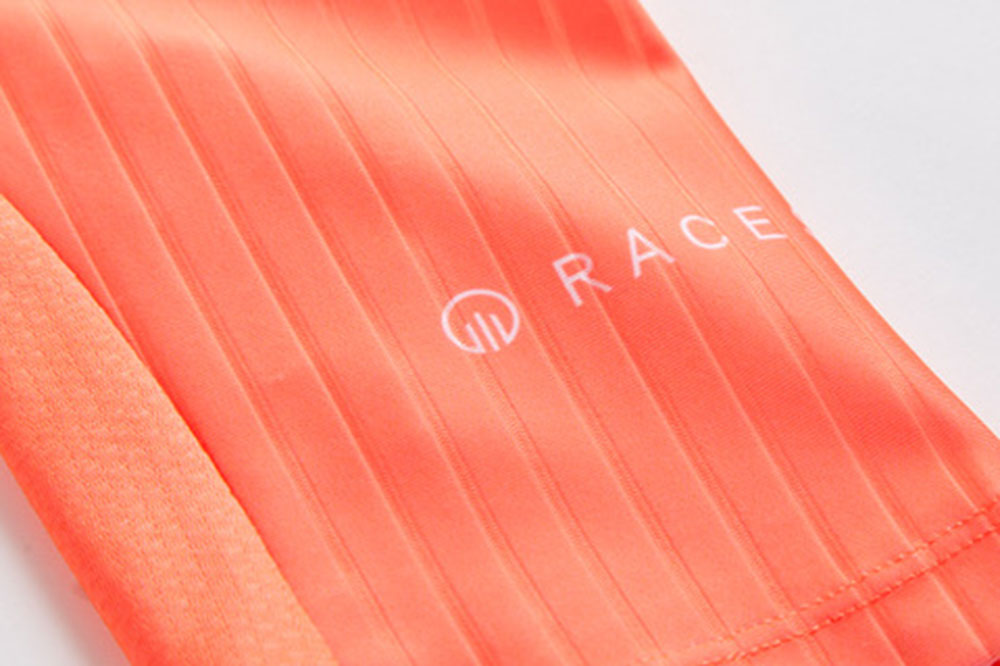 Aero sleeve material